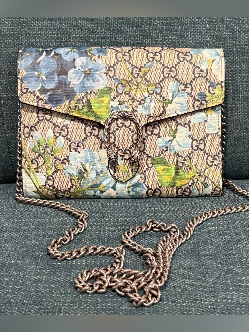 Gucci GG Supreme Floral Crossbody Bag in Beige, Blue, Green